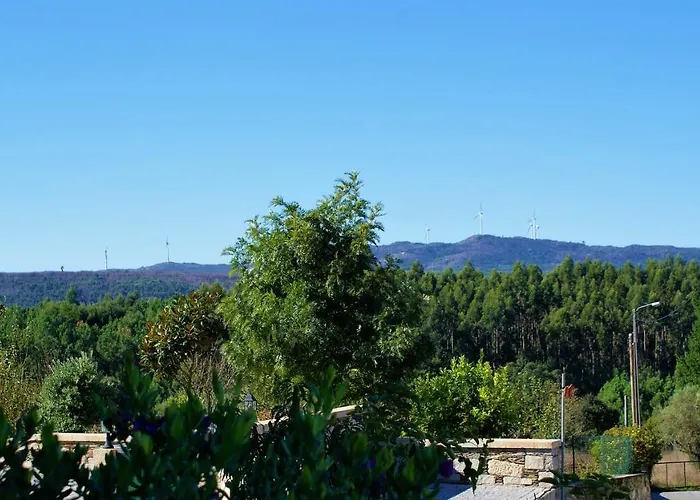 Serra De Arga Mountain House Дом отдыха *